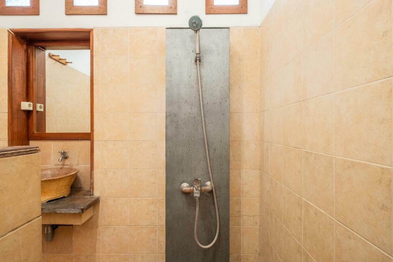 Oyo 1214 My Lagusa Otel Cimaja Dış mekan fotoğraf