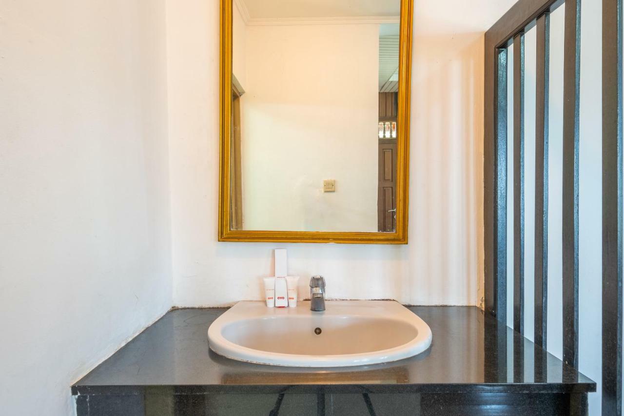 Oyo 1214 My Lagusa Otel Cimaja Dış mekan fotoğraf